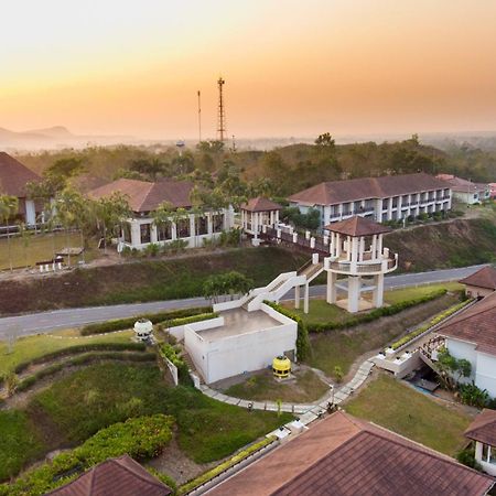 Leaves Valley Resort Nong Ya Plong Esterno foto